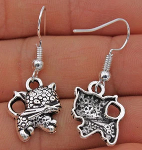 CAT EARRINGS NEW CUTE Silver Plated Hook - 1.3'' Kitten Cat Earrings Dangle girl - Picture 1 of 2