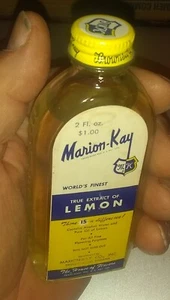 EXTRACTO VERDADERO DE LIMÓN MARION-KAY DE COLECCIÓN 2 oz. BOTELLA - BROWNSTOWN, IN - Imagen 1 de 3