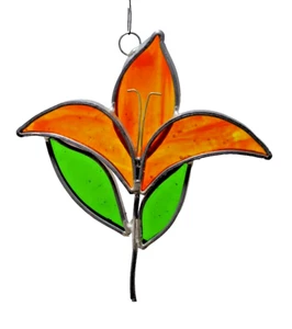 Stained Glass Suncatcher Leaves Flower Handmade 5 x 4.75 Heavy Glass and Lead - Picture 1 of 2