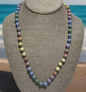 Collana di perline multicolore colore pastello - Foto 1 di 5