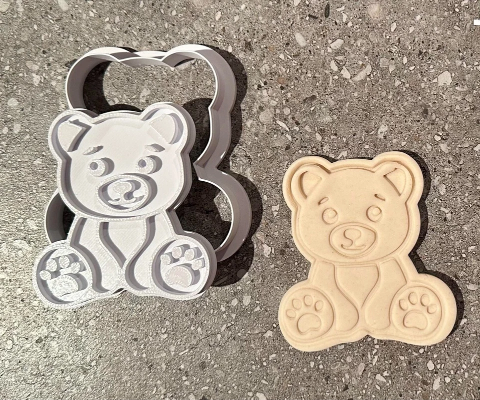 Teddy Bear cookie cutter and stamp - image 1 of 1