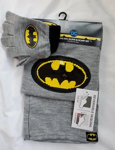 BATMAN BOYS HAT GLOVE SCARF SET - Picture 1 of 4
