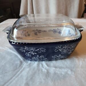 TEMPTATIONS BY Tara BLUE FLORAL LACE 2QT CASSEROLE DISH with GLASS LID