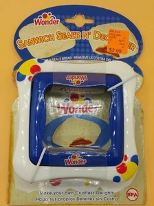 Classic Blue Plastic Wonder Sandwich Sealer Lunches Utensil School  - Picture 1 of 1