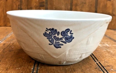 Cuenco para servir de gres Pfaltzgraff Yorktowne 7 1/2" Foto 1 de 4