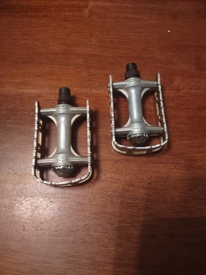 KKT Lightning FMX JAPAN 9/16 Gold Pedals - Image 1 of 4