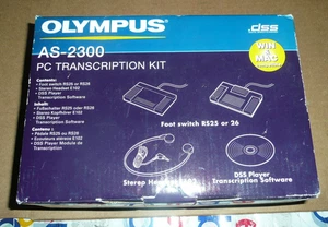 NUOVO Olympus AS-2300 PC Trascrizione Kit - Pedale Interruttore a Pedale + Cuffie - Foto 1 di 1