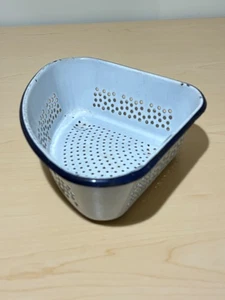 VTG Enamelware Footed Strainer- White With Navy Blue Trim - HAS WEAR-TRIANGULAR - Picture 1 of 5