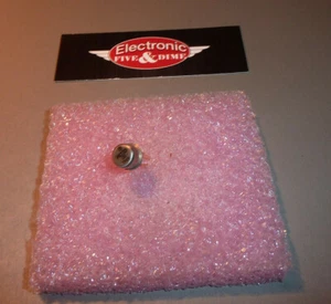 MC1723CG Motorola Regulator, 1 Output, BIPolar, MBCY10 - Picture 1 of 2