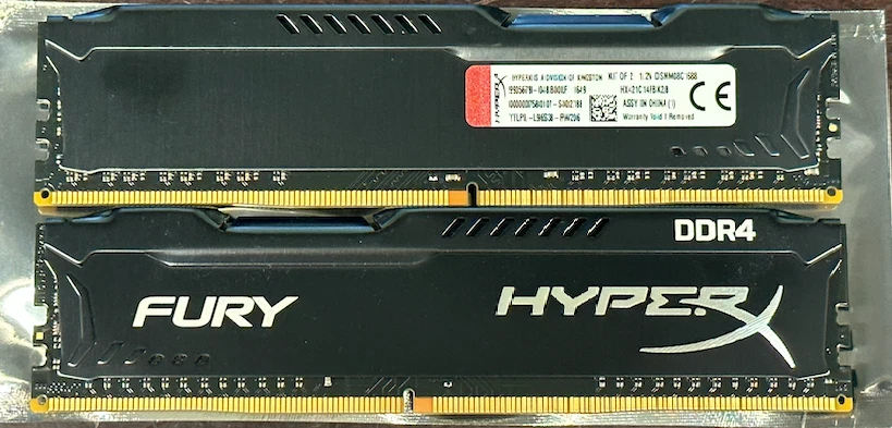 Kingston Hyper X Fury 8GB (2X4GB) RAM PC4-17000 DDR4-2133 SDRAM HX421C14FBK2/8 Foto 1 de 1