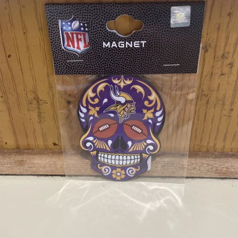 Minnesota Vikings Sugar Skull Magnet NFL🔥🔥SKOL🔥🔥 Great Gift Cover