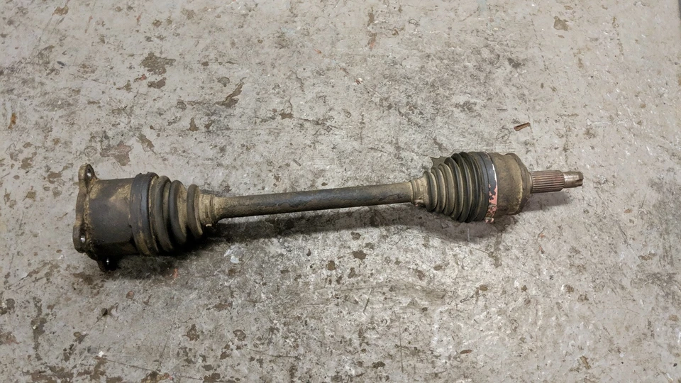 SUZUKI GRAND VITARA 1.9 DRIVESHAFT NSR PASSENGER SIDE LEFT REAR - Image 1 of 3