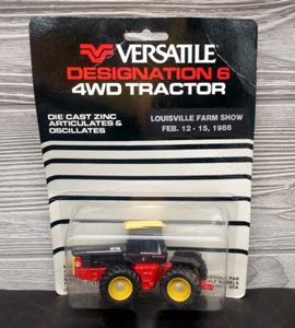 Scale Models Versatile 876 Designation 6 Tractor 4WD Louisville Farm Show USA - Picture 1 of 5