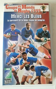 Film Cassette VHS - Merci Les Bleus Coupe Du Monde De Rugby 1999 - VF - Photo 1/6