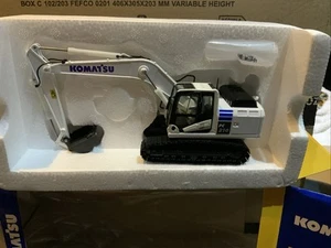 Komatsu PC210 -10 diecast hydraulic Excavator / Digger 1/50 Scale Model White - Picture 1 of 5