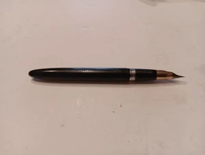 Vintage W.A. Sheaffer, Fountain Pen, 14K Nib, Fort Madison, Iowa, No Cap - Picture 1 of 3