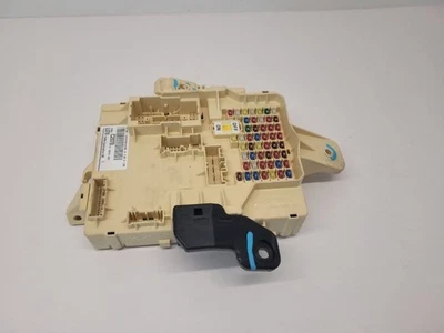 2015-2017 现代索纳塔机舱保险丝继电器盒 Fusebox 91950C2070 原始设备制造商 15-17 — 第 1/4 张图片