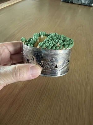 Soporte de fósforos vintage plateado Foto 1 de 4