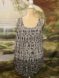Top sin mangas Avenue talla 18/20 - Imagen 1 de 3