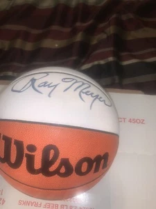 Ray Meyer signierter Basketball - Bild 1 von 5