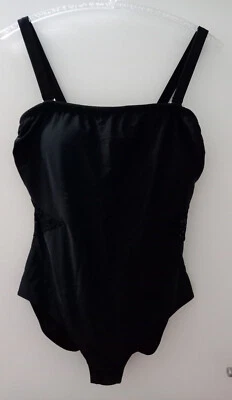 Shape Badeanzug Level 1 Gr 48 Schwarz Damenbadeanzug Bademode Schwimm-Anzug Neu* - Bild 1 von 4