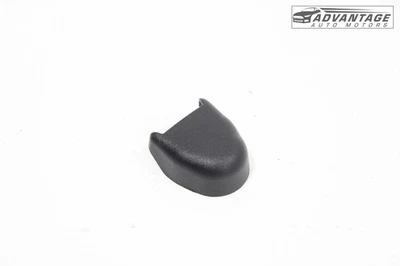 2018-2024 NISSAN ARMADA FRONT LEFT DRIVER SIDE SEAT BELT ANCHOR COVER CAP OEM - Изображение 1 из 4