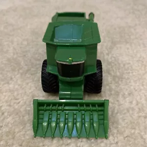 John Deere ERTL Green Die-cast Plastic 5" Toy Farm Combine Vehicle 1/64 Scale - Picture 1 of 11