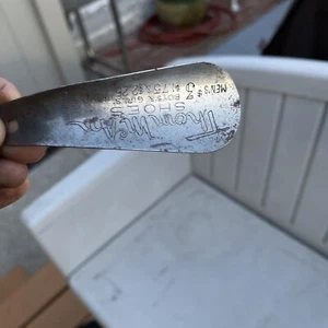 Rare Thom McAn Shoe Horn Shoes Ad Vtg metal Price $3.00 Men's Women's early - Picture 1 of 12