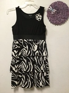 Amy Byer Girls Dress Size 16 Black White Elastic Band at Waist Lined 106 - Picture 1 of 4