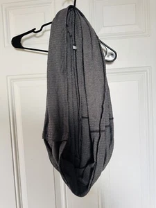 Lululemon Vinyasa Snap Infinity Scarf Wrap One Size Gray And Black Snap - Picture 1 of 5