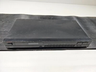 Luxman T-92L Digital Synthesized Am/Fm Stereo Tuner - Gebraucht Aktiv - Bild 1 von 4