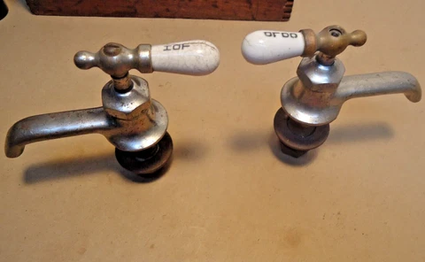 Vintage Sink/Lav White Porcelain 'Cold' "Hot" Valve Handles Cover