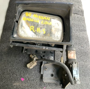 Nissan Gazelle S12 RH Headlight - Complete - Pop Up - Type - Picture 1 of 5