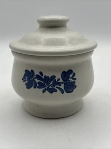 Vintage Pfaltzgraff Yorktowne Sugar Bowl With Lid - Picture 1 of 5