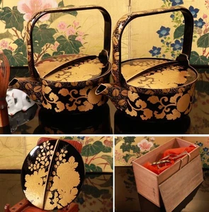 Coppia versatori sake lacca Wajima arte giapponese oro - Foto 1 di 19