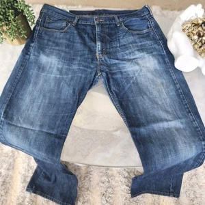 Levi Strauss 569 Straight Leg Blue Jean's Distressed 36 X 34 - Picture 1 of 5