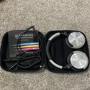 UltraSone 550 Pro S-Logic WIRED Over Ear Headphones Silver W/ Case Cords Tested - Picture 1 of 10