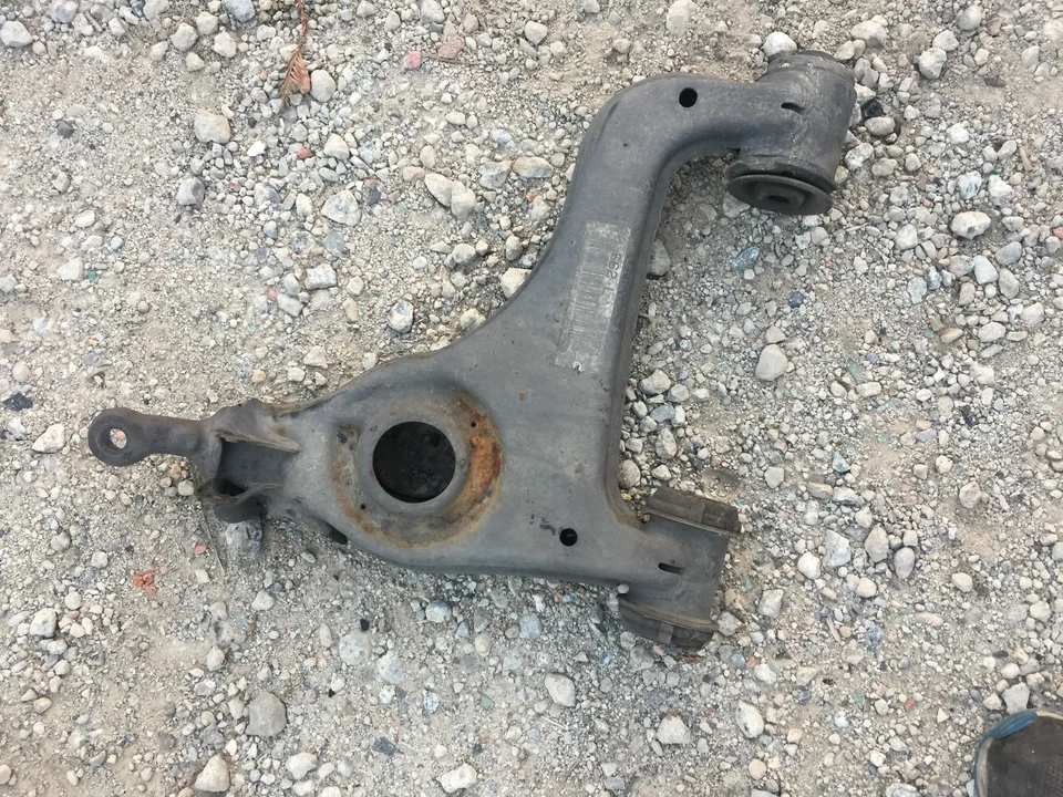 Mercedes-Benz W210 E430 E320 E280 E240 E55 1996-2002 brazo óseo control inferior izquierdo Foto 1 de 1