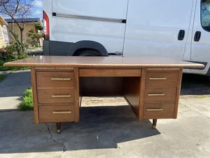 VINTAGE MID-CENTURY MODERN  Executive Wooden Desk - Picture 1 of 19
