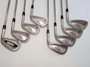 Titleist DCI 990 Iron Set 3-9, P Dynamic Gold S300 Men Right - Picture 1 of 7