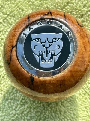 JAGUAR XJ6, XJS, XJ8, XK8, XJR, XKR, XK, tipo S, tipo X, perilla de cambio de marchas de madera de burl XK Foto 1 de 4