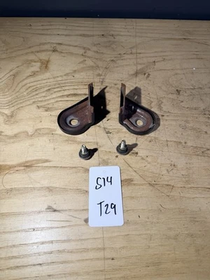 89-98 日产 240sx S13 S14 S15 后座铰链支架 Silvia 180sx — 第 1/4 张图片