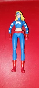 Diamond Select DC Modellino supereroe femminile - Foto 1 di 1