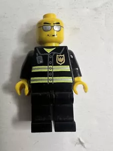 Lego Town City FIREFIGHTER Minifigure - 7208 7945 7907 7324 wc021 C16-4 - Picture 1 of 5