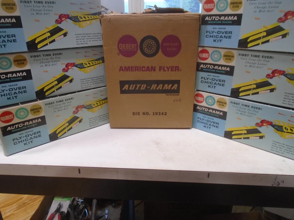Original American Flyer Gilbert Auto-Rama Estuche de 6 #19342 1/32 Fly-Over Chicane Foto 1 de 4