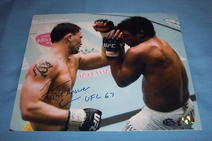 UFC Frankie "The Answer" Edgar Signed Autographed 8x10 Photo B - Picture 1 of 1