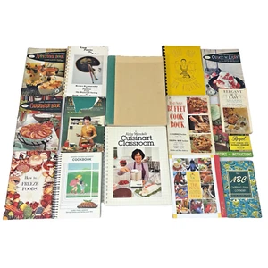 Vintage Cookbooks Lot of 15 Recipes Good Housekeeping 1950s-2000s - Imagen 1 de 14