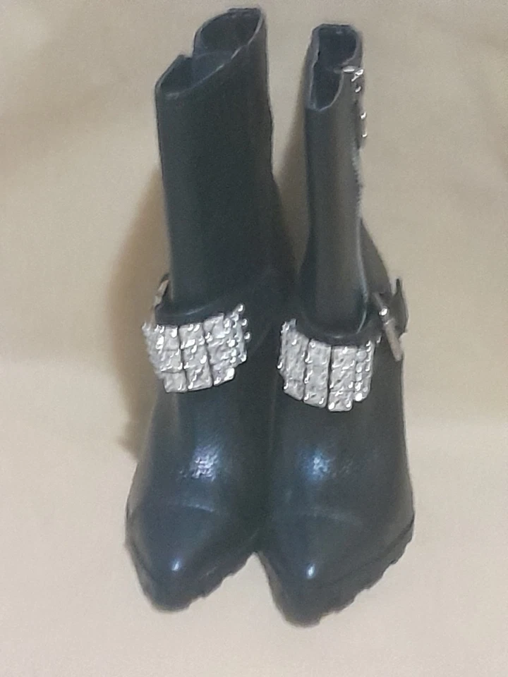 Karl Lagerfeld Mable Botín Hebilla Tachonado Estrás Cuero Negro Talla 6.5B Foto 1 de 4