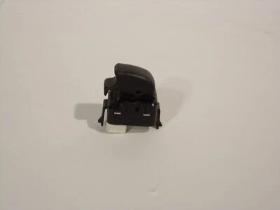 99 1999 MITSUBISHI GALANT PUERTA TRASERA VENTANA INTERRUPTOR BOTÓN K1762 Foto 1 de 3