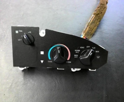 2005-2014 Ford E150 E250 E350 AC A/C Heater Temperature Climate Control OEM - Image 1 of 4